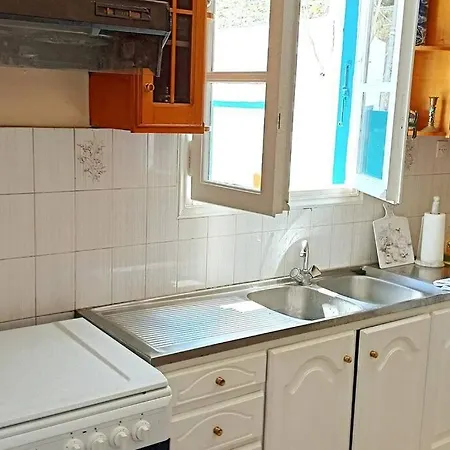 Dom wakacyjny Four View House In Kalymnos κάθε μπαλκόνι έχει άλλη θέα