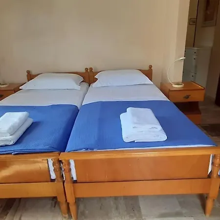 Four View House In Kalymnos κάθε μπαλκόνι έχει άλλη θέα *