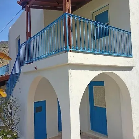 Semesterbostad Four View House In Kalymnos κάθε μπαλκόνι έχει άλλη θέα *