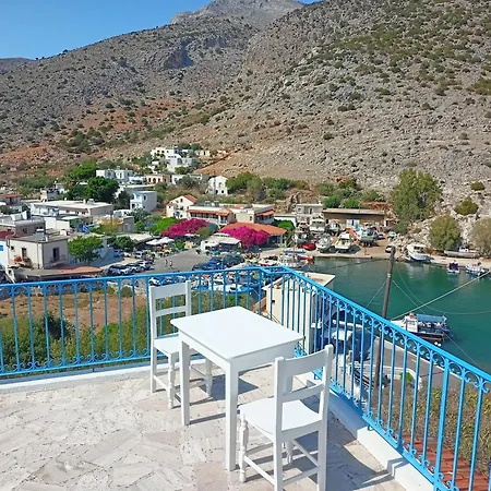 Four View House In Kalymnos κάθε μπαλκόνι έχει άλλη θέα Vathis