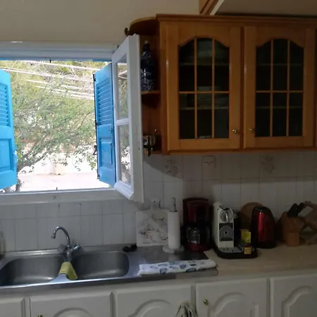 Four View House In Kalymnos κάθε μπαλκόνι έχει άλλη θέα * Vathis