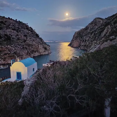 Casa vacanze Four View House In Kalymnos κάθε μπαλκόνι έχει άλλη θέα *