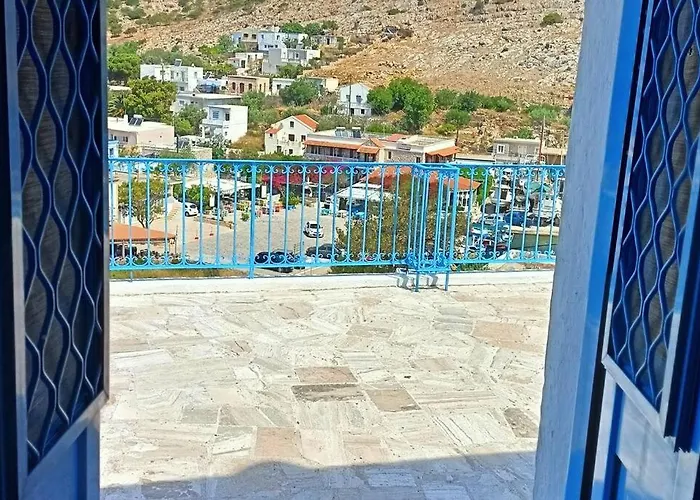 Four View House In Kalymnos κάθε μπαλκόνι έχει άλλη θέα Vathis