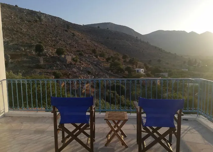 Four View House In Kalymnos κάθε μπαλκόνι έχει άλλη θέα Dom wakacyjny Vathis
