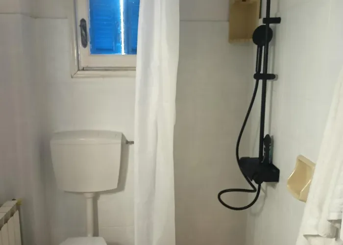 Dom wakacyjny Four View House In Kalymnos κάθε μπαλκόνι έχει άλλη θέα Vathis